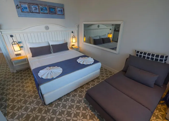 מלון Marmaris Beach Hotel 4*