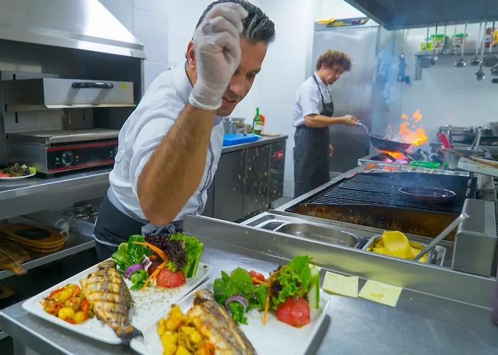 Marmaris Beach Hotel מרמריס