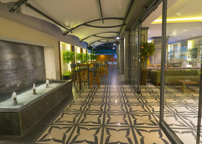 Marmaris Beach Hotel מרמריס