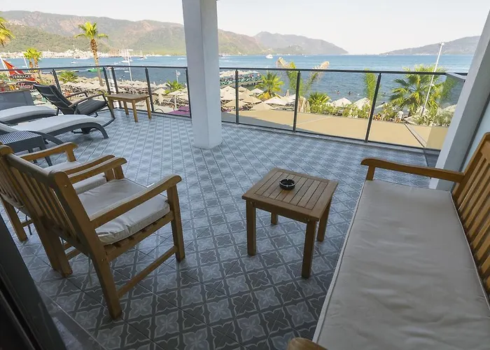 Marmaris Beach Hotel מלון