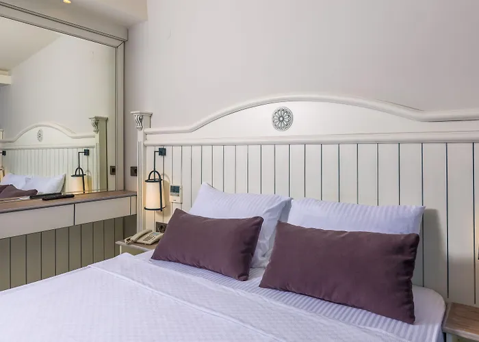 فندق مارماريس بيتش