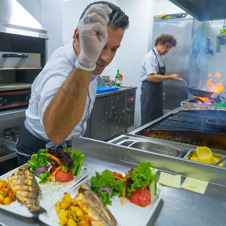 Marmaris Beach Hotel マルマリス