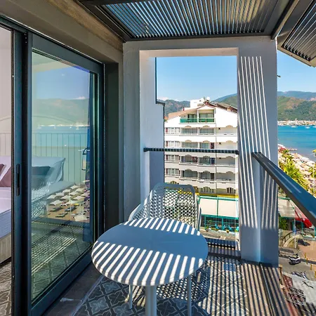 ホテル Marmaris Beach Hotel マルマリス